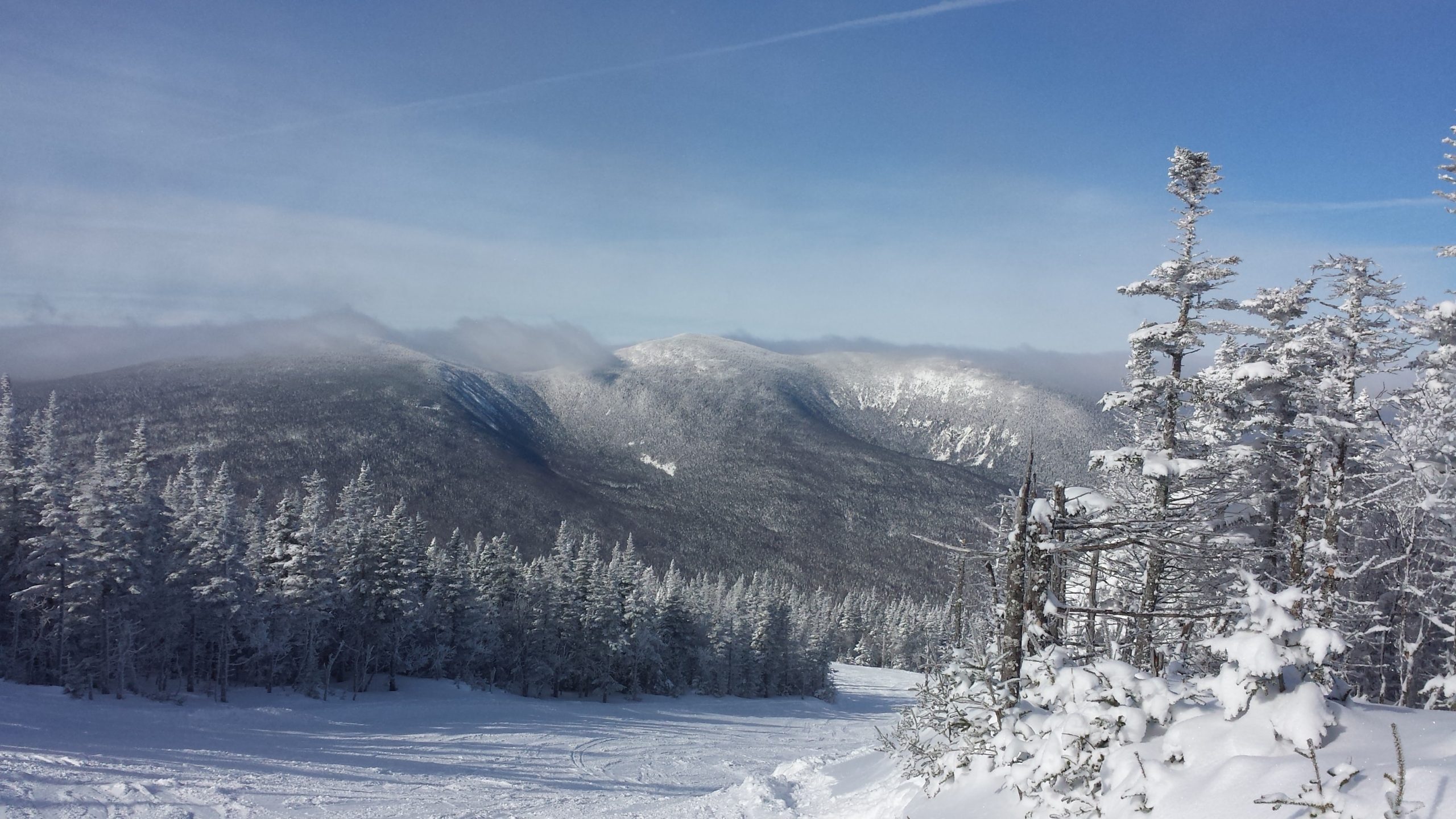Winter Wonderland Taken from the top of Sugarloaf Mountain in the Carrabasset Valley of Maine after a blizzard Shutterstock min scaled