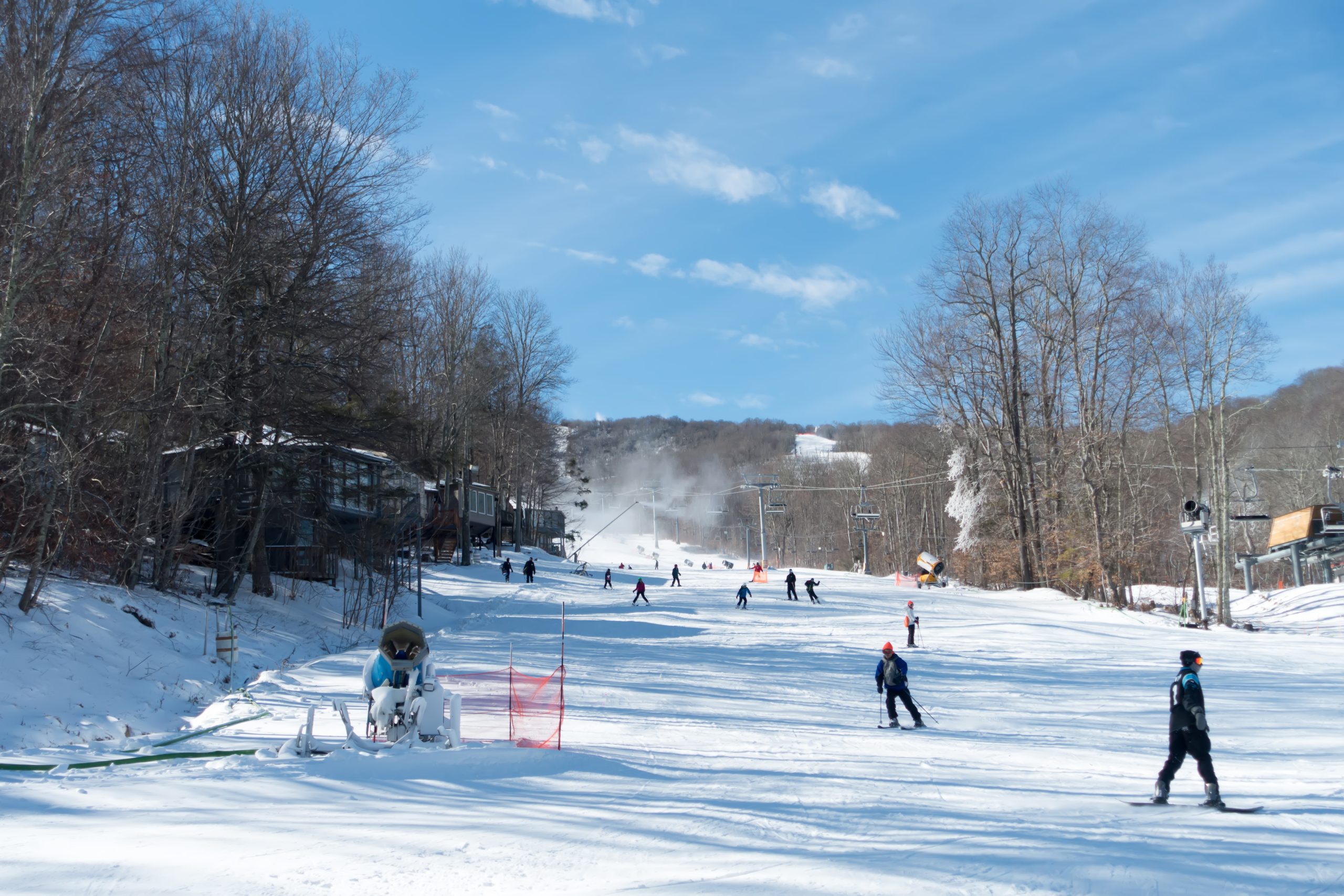 Skiers at Sugar Mountain Ski Resort. © Alex Grichenko | Dreamstime.com
