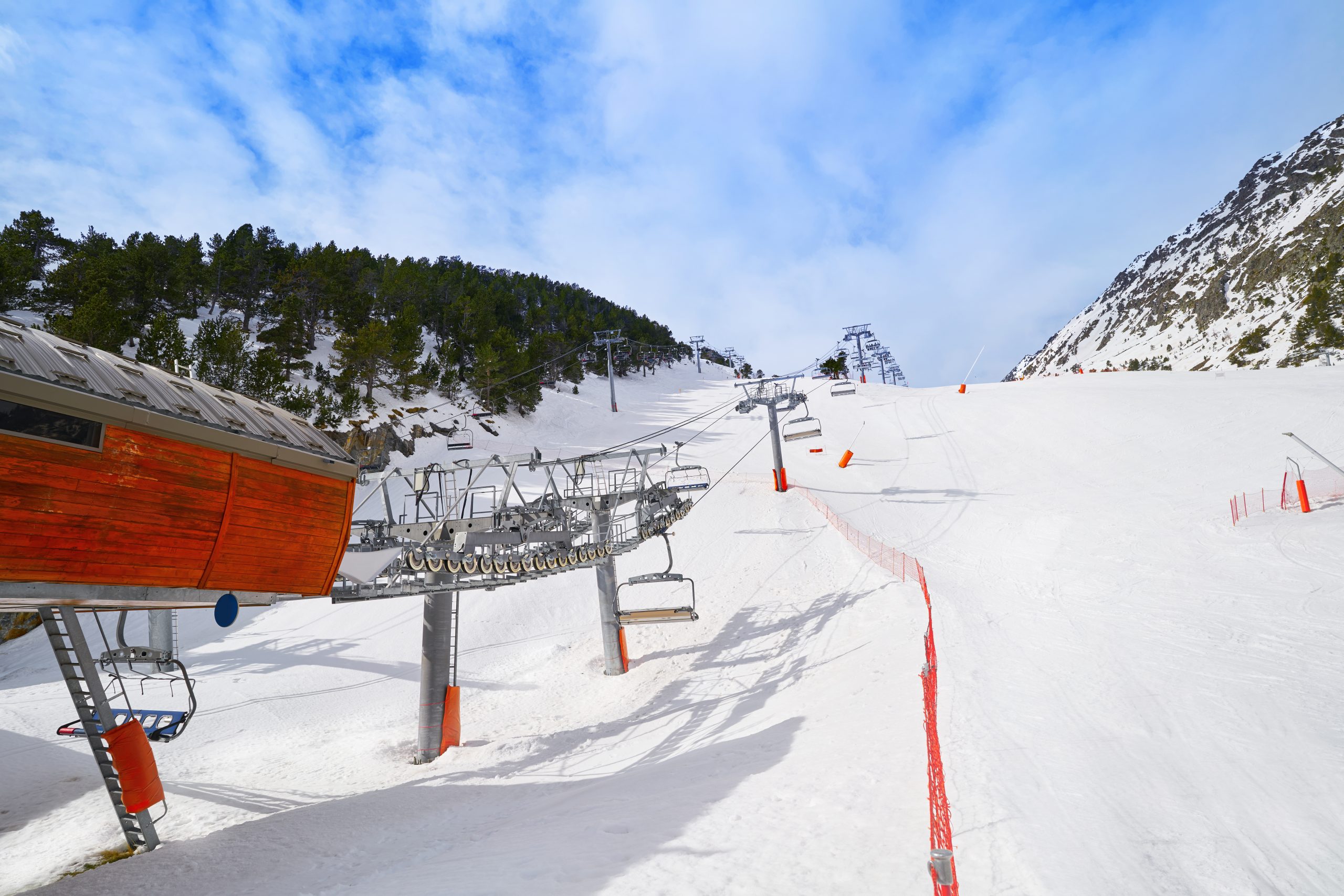 Arisnal Ski Resort. © Lunamarina | Dreamstime.com