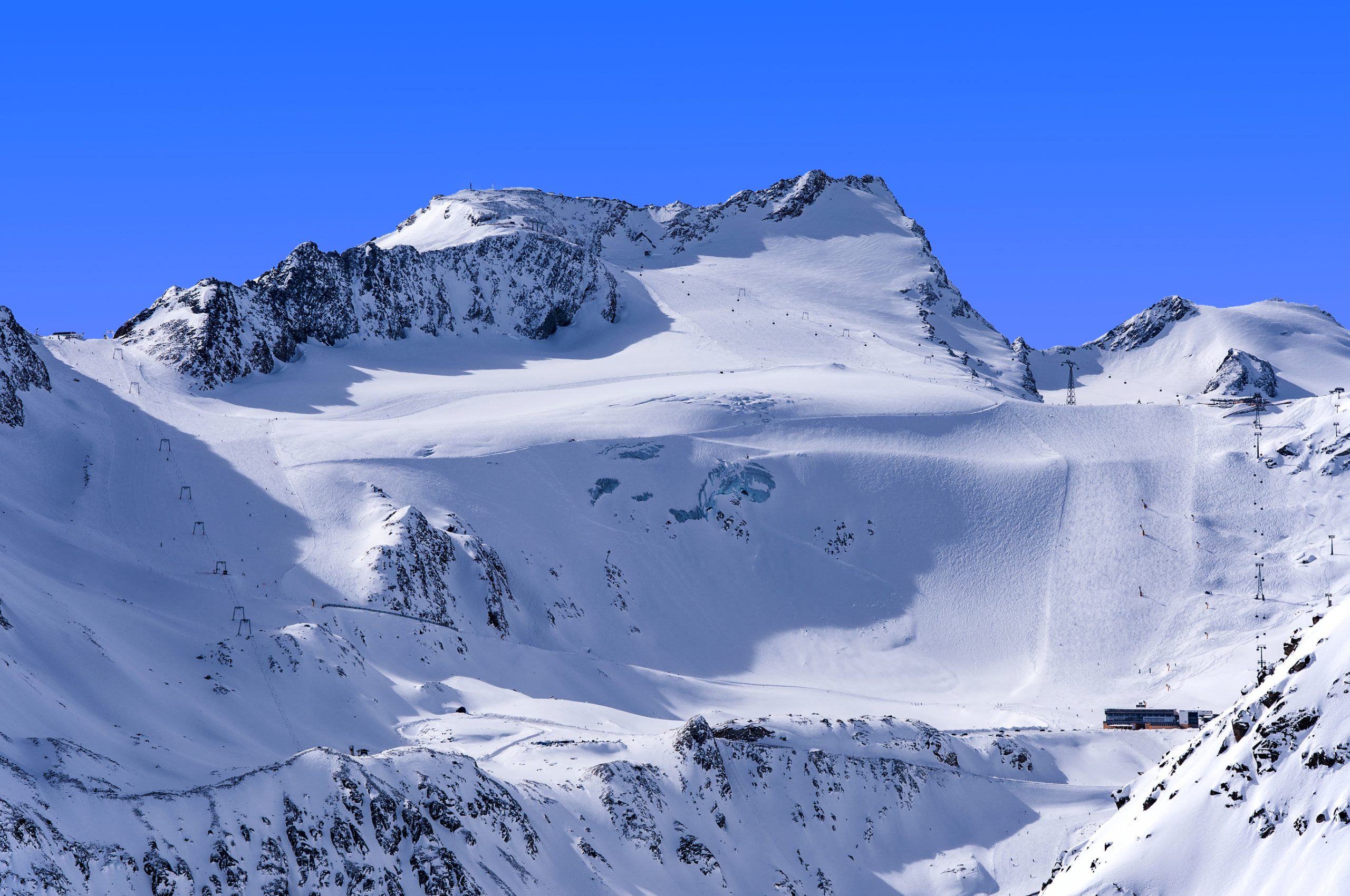 Rettenbach Glacier. © Krzysztof Nahlik | Dreamstime