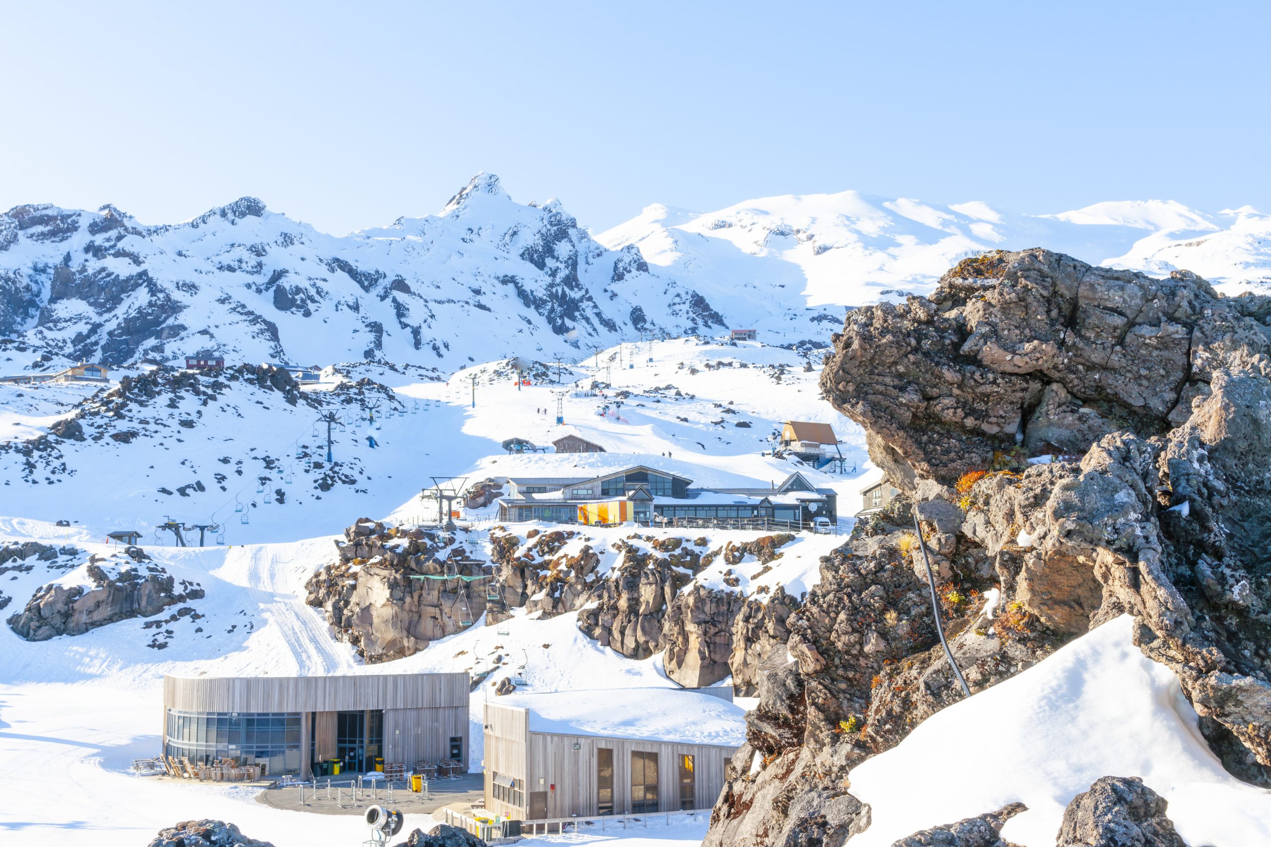 Whakapapa Ski Resort. © Brian Scantlebury | Dreamstime.com