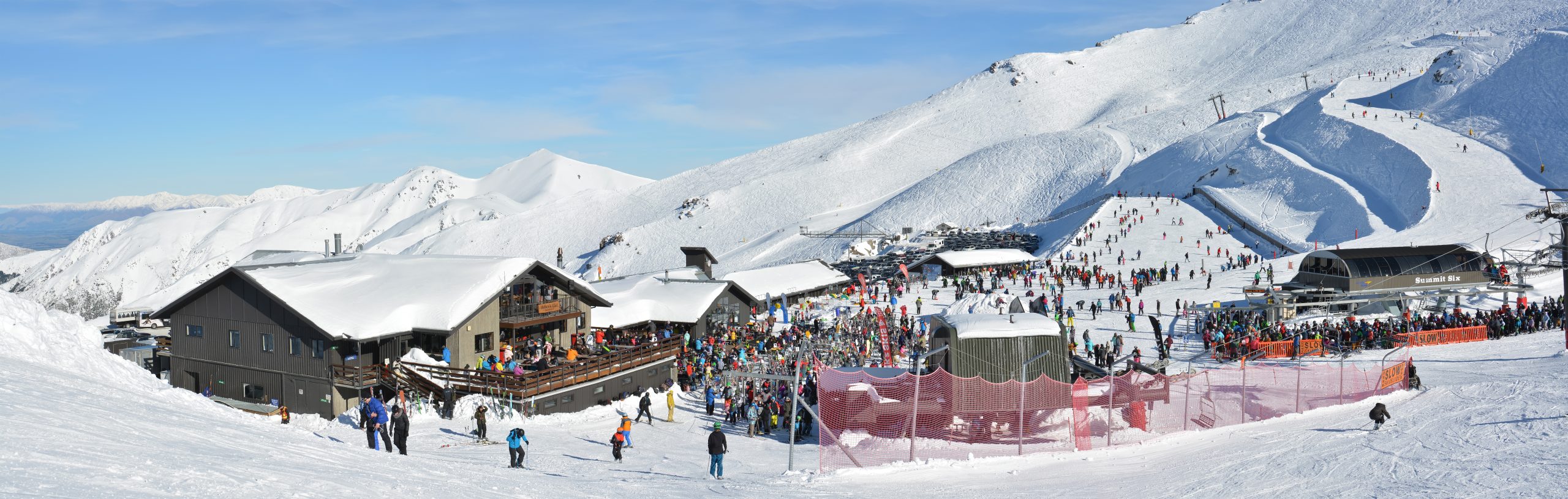 Panorama view of Mount Hutt. © Nigel Spiers | Dreamstime.com
