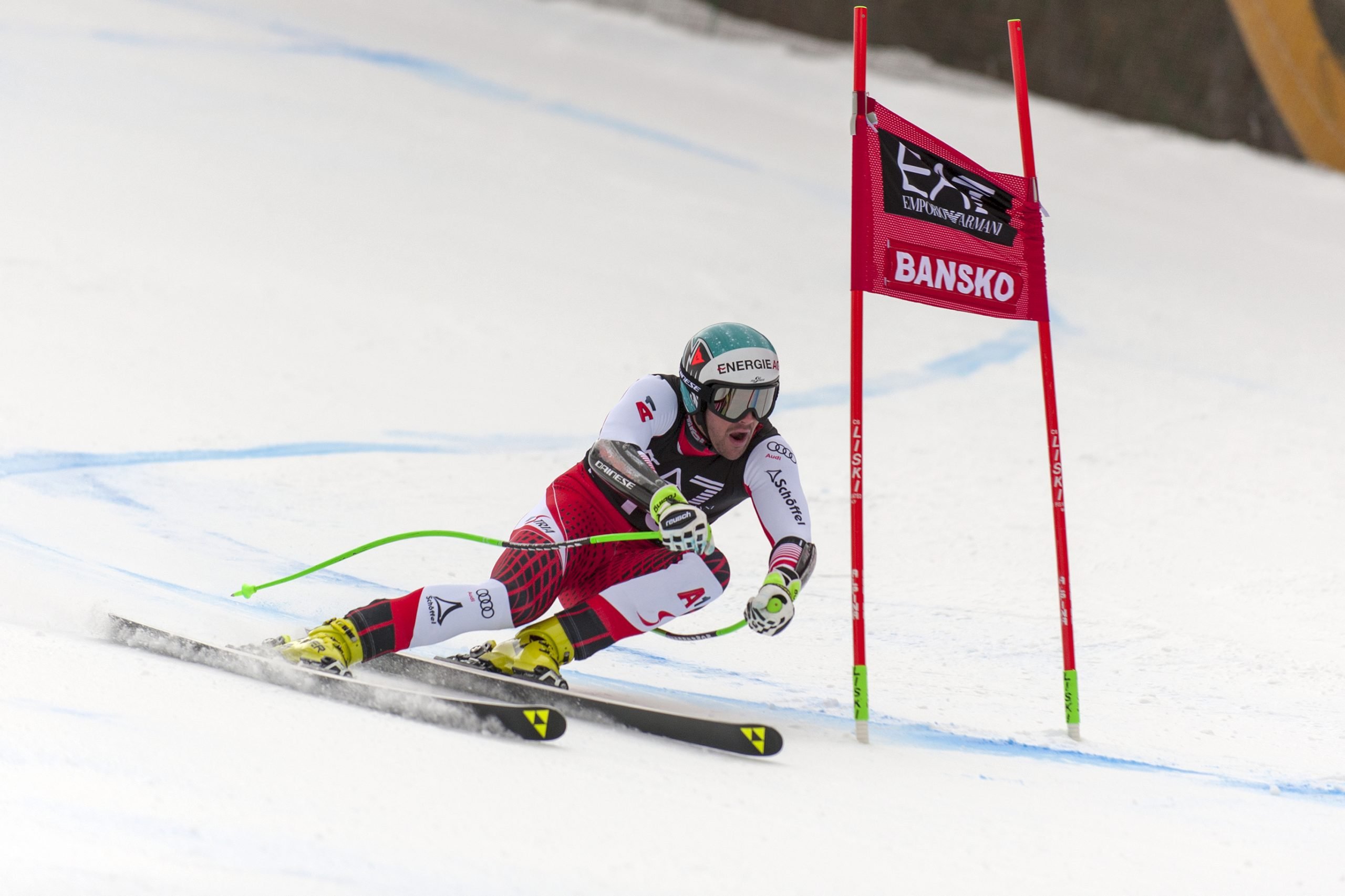 Preview: The Show Goes On In Crans Montana and Sestriere 8 dreamstime l 140612442 scaled