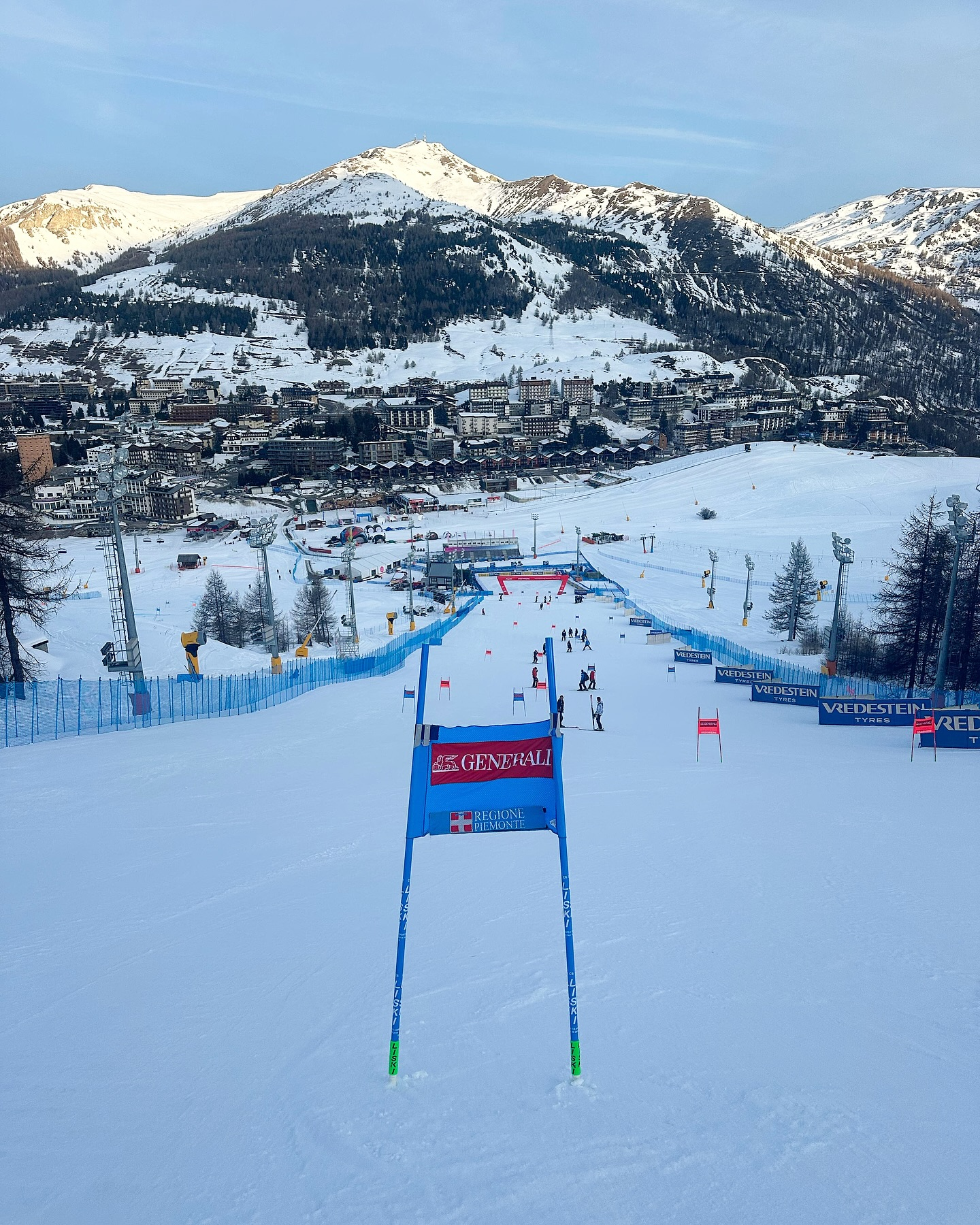Weekend Review: Shiffrin Got Her 100th, and Odermatt Took His 45th 4 image 70