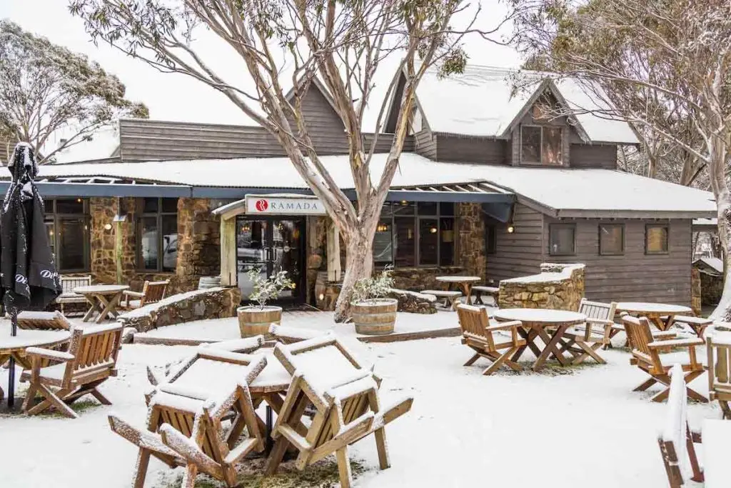 Club Wyndham Dinner Plain Mount Hotham Ski Resort Skiersplanet (1200px x 800px)