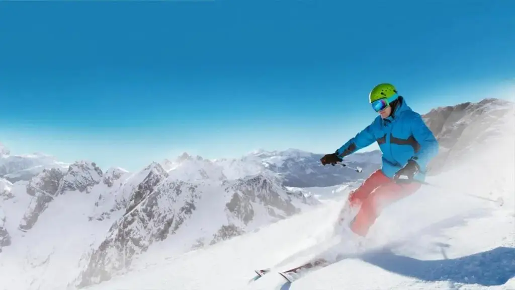 Beaver Creek 2 Man-skier-running-downhill-on-su beaver creek skiersplanet