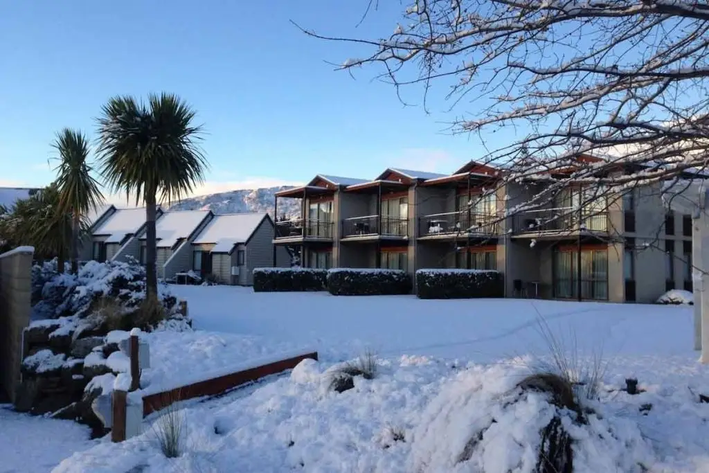 Oakridge Resort Lake Wanaka Treble Cone Ski Resort Skiersplanet