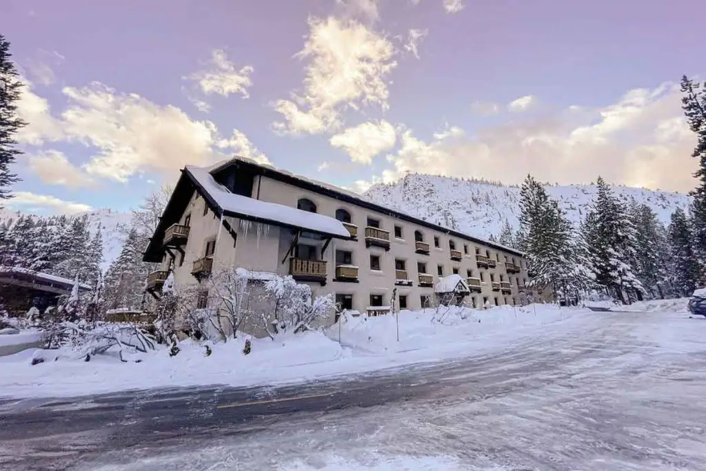 Olympic Village Inn Squaw Valley Ski Resort Skiersplanet